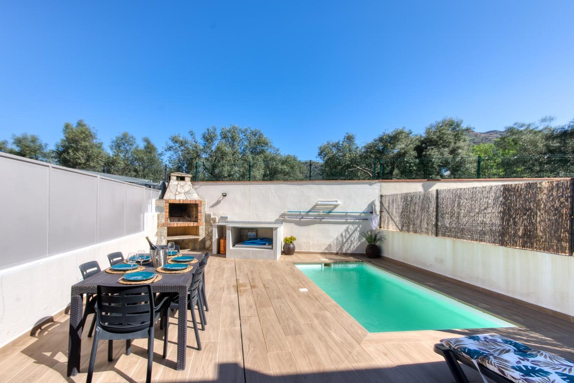 Casa Praga Villa Roses Exterior photo